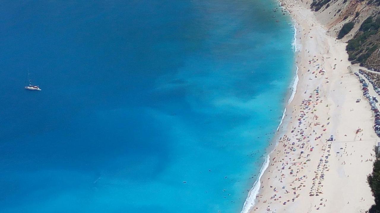 Villa Ponderosa Lixouri Esterno foto