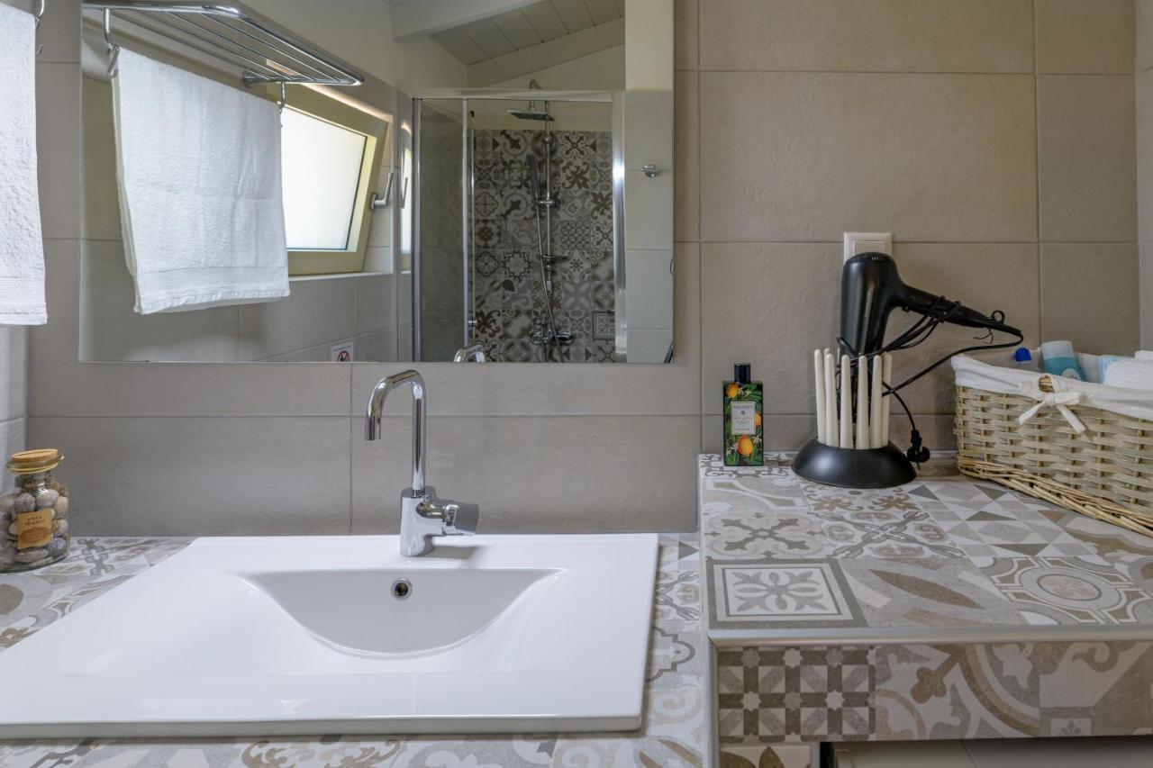 Villa Ponderosa Lixouri Esterno foto