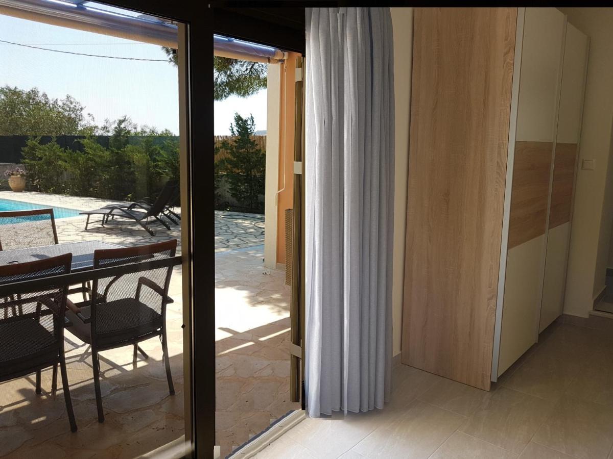 Villa Ponderosa Lixouri Esterno foto