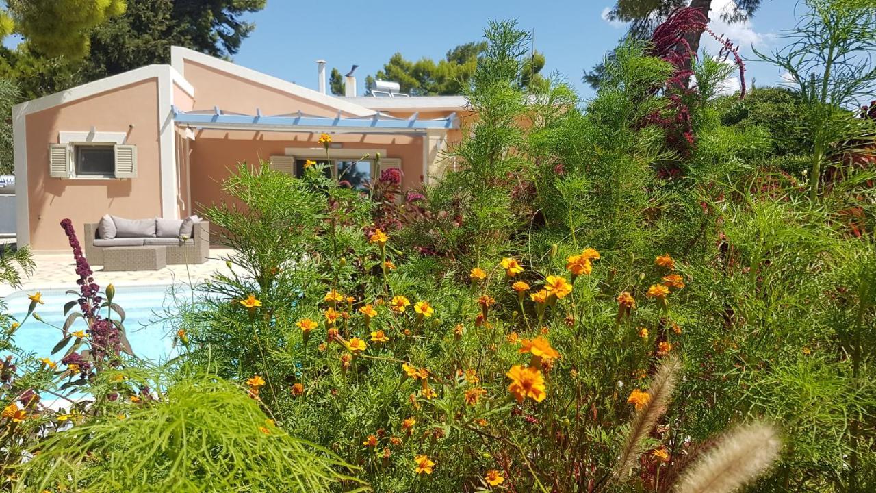 Villa Ponderosa Lixouri Esterno foto