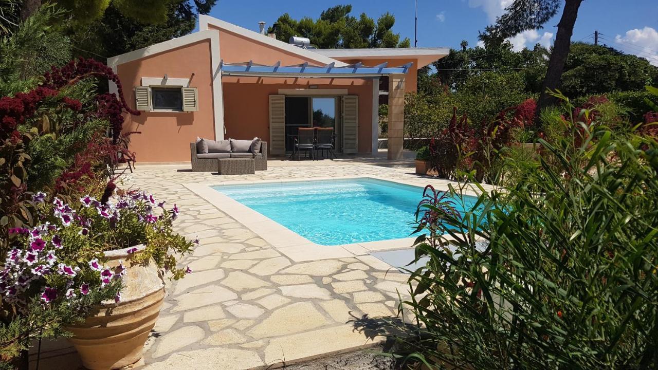 Villa Ponderosa Lixouri Esterno foto